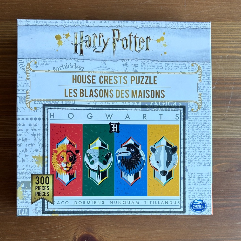 300 Piece Harry Potter House Crests Jigsaw Puzzle
